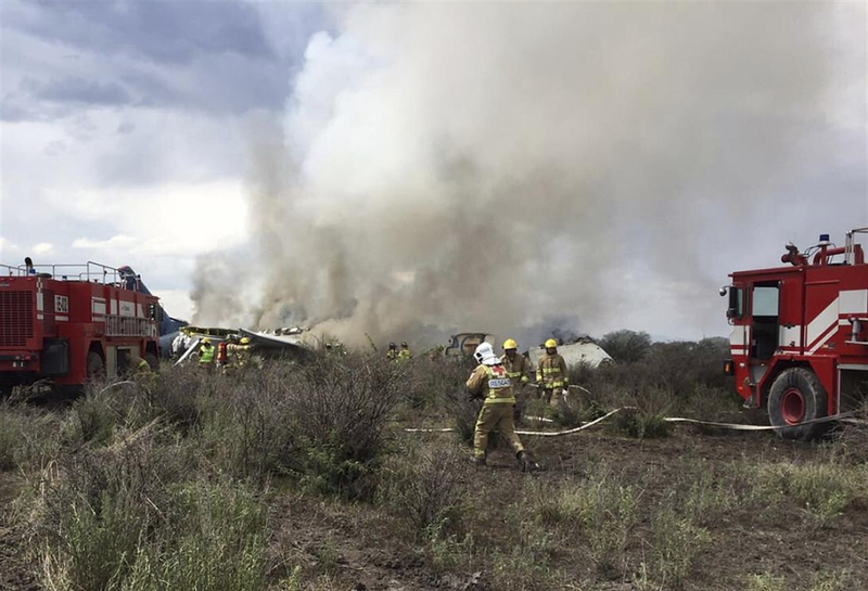 Illustration for article titled Cómo lograron sobrevivir los 103 pasajeros que iban en el avión accidentado en México